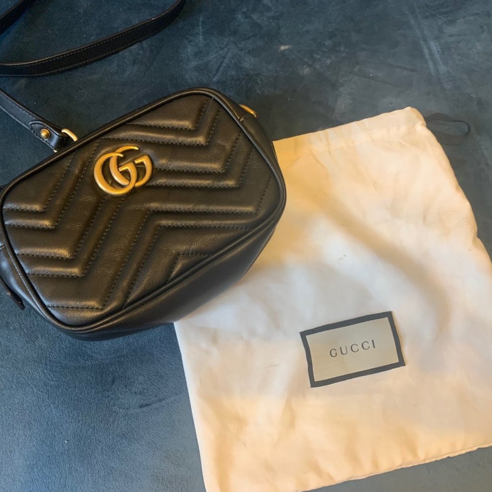 Gucci GG Marmont Mini Matelasse Camera Bag